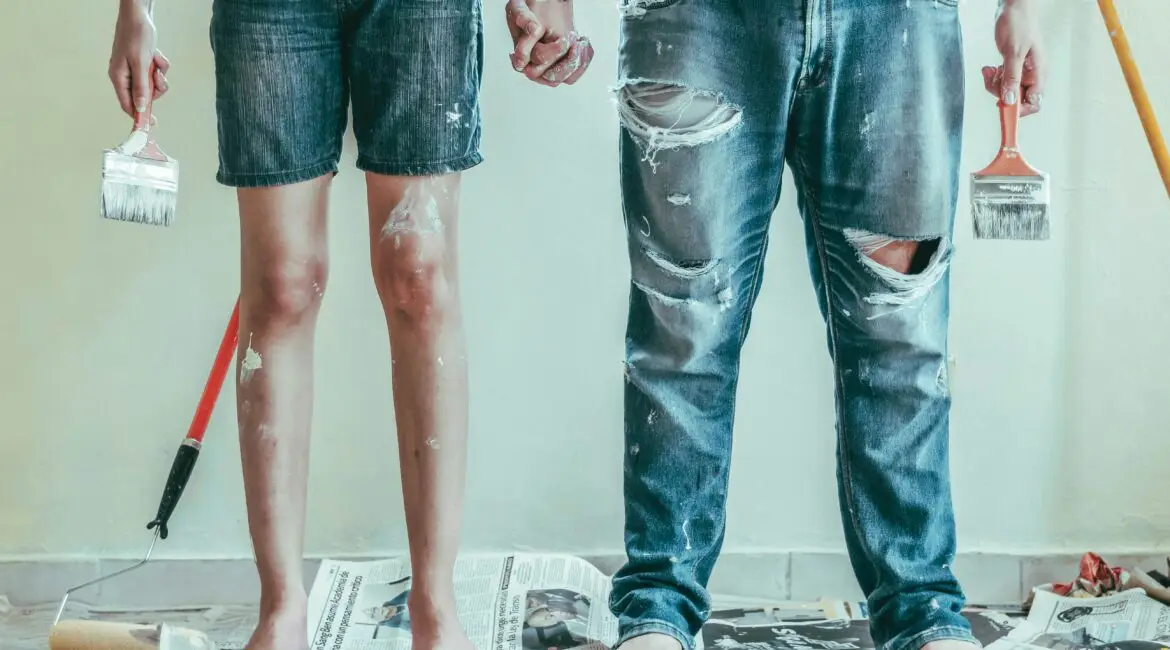 Contractor in Brackley reviewing day-rate mortgage options with adviser